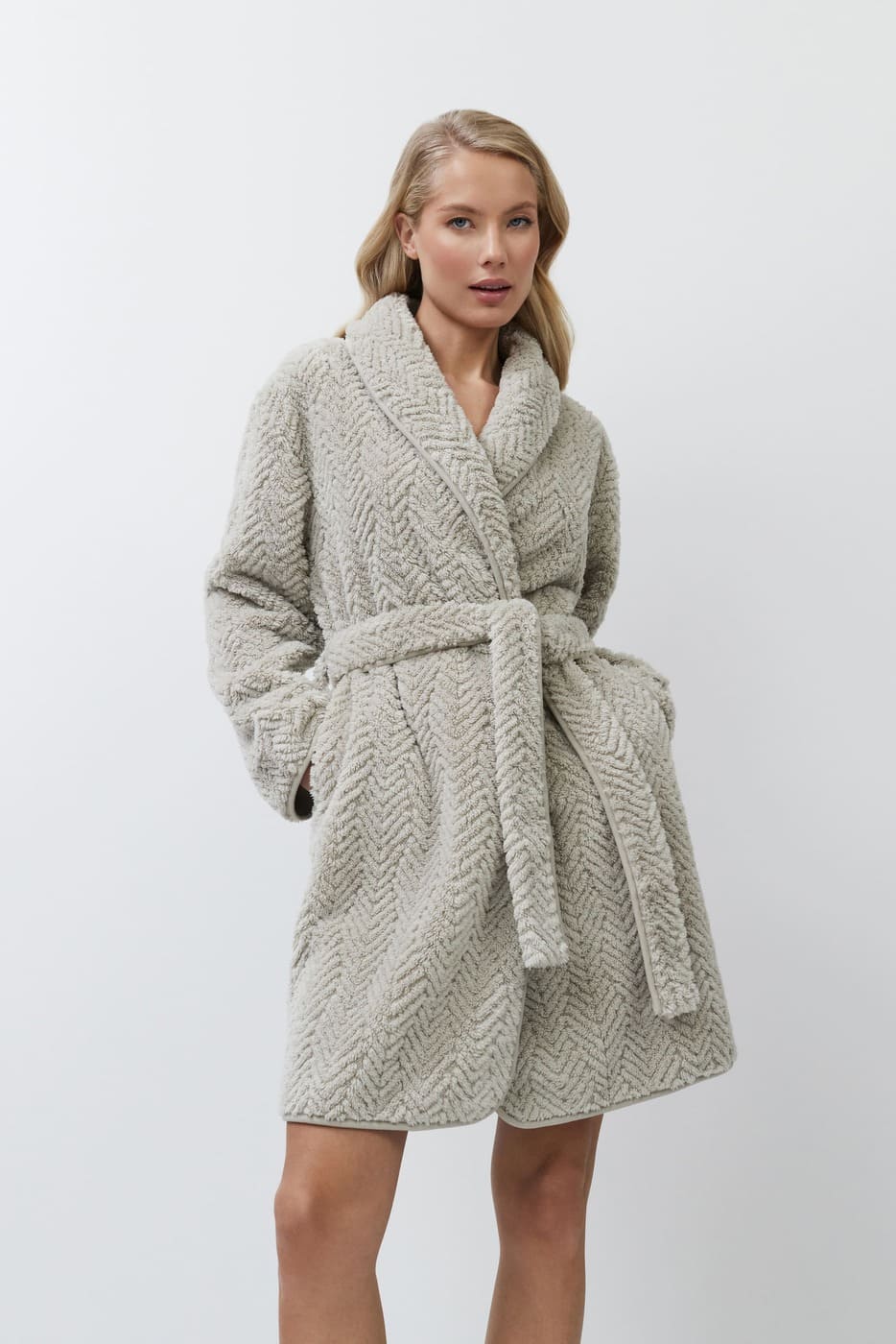 ARUELLE Ela bathrobe - Image 4