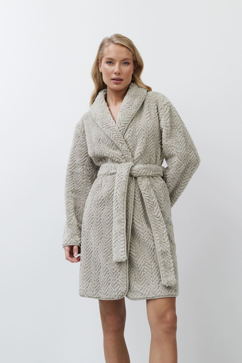 ARUELLE Ela bathrobe