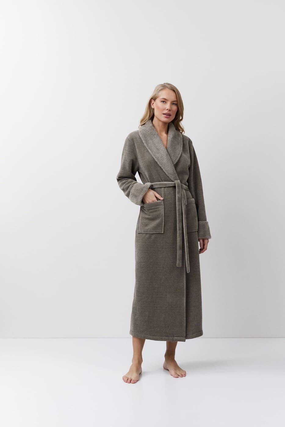 ARUELLE Esme bathrobe