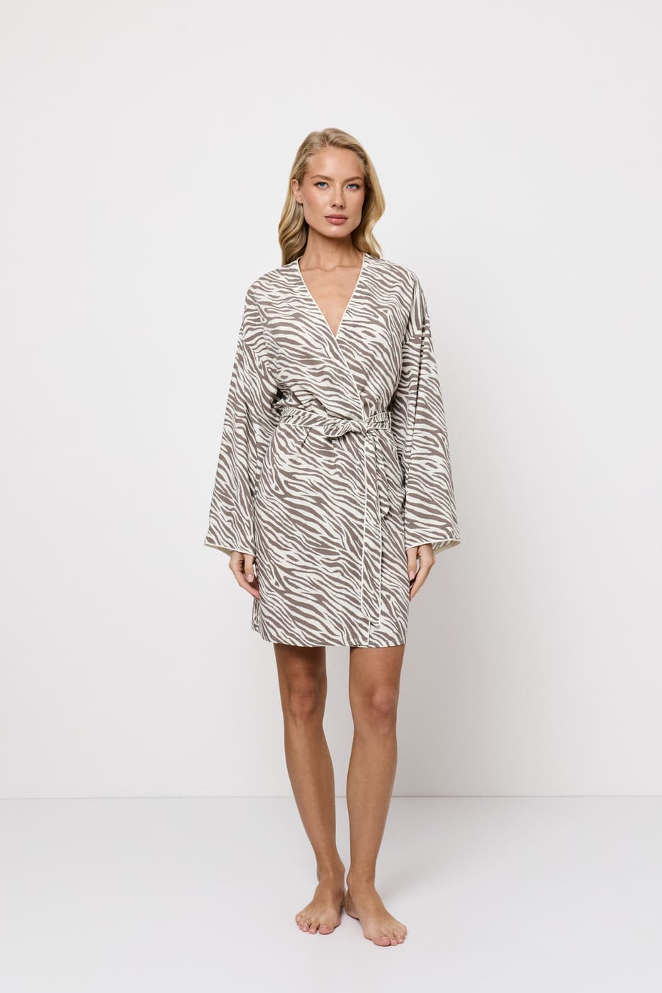 ARUELLE Manuela gown - Image 4